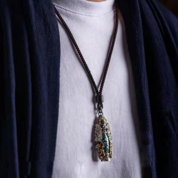 Classic Vintage & Enduringly Stylish Garment