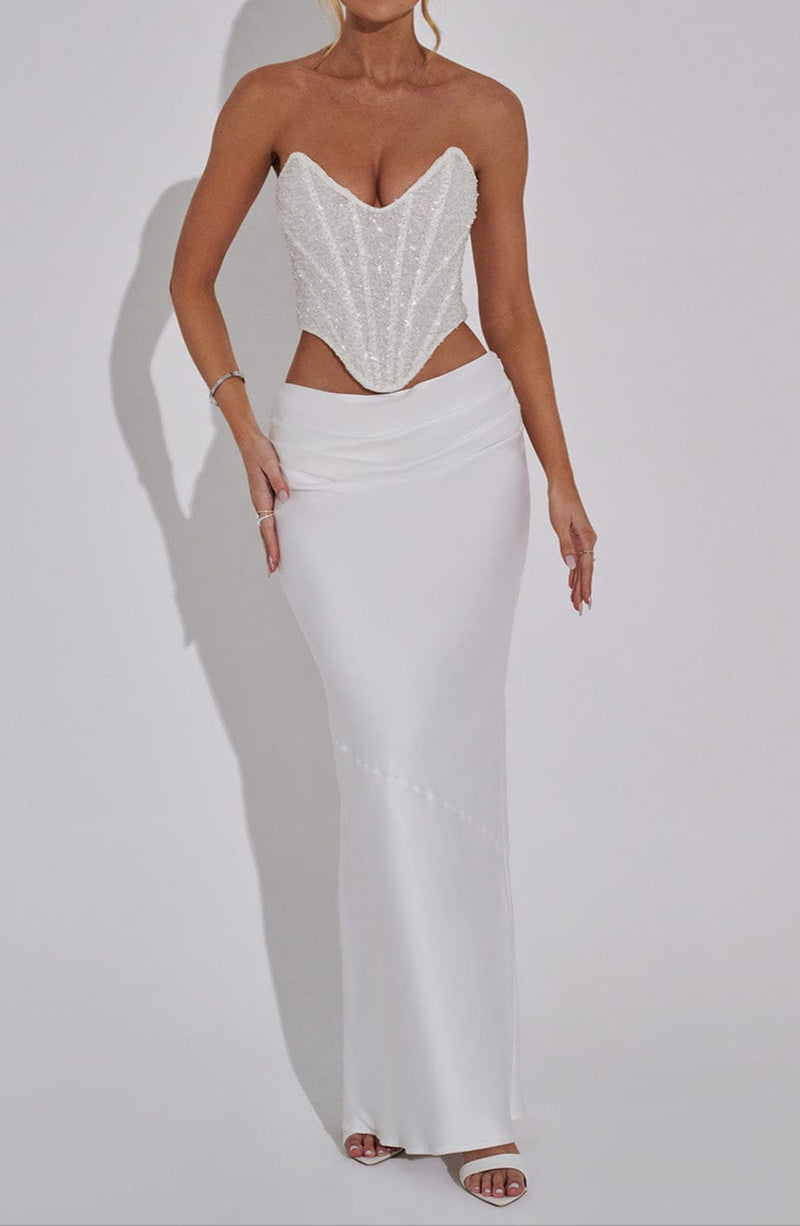 Polished Garment with an Effortless Classic Look