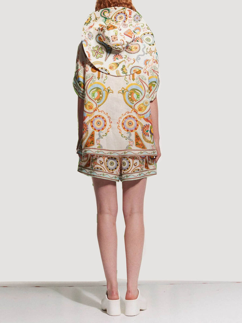 Beautifully Finished Garment in a Timeless Design