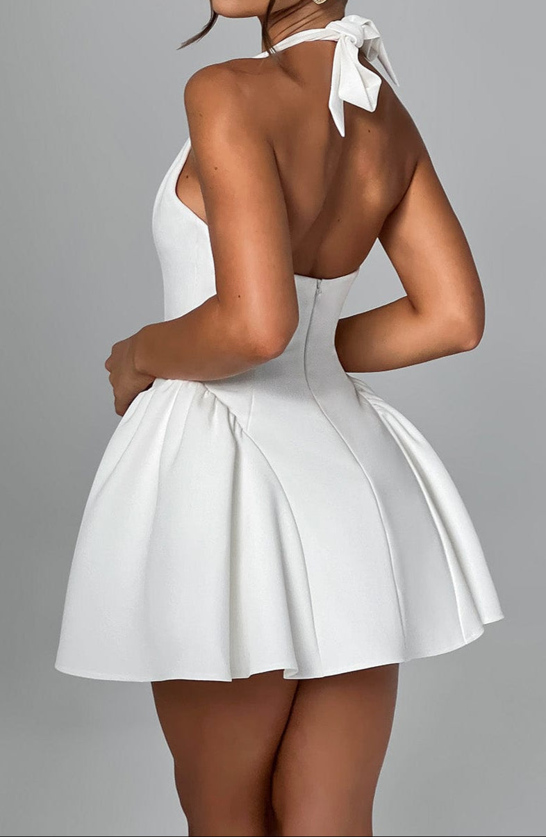 Classic Vintage Garment with a Flattering Fit