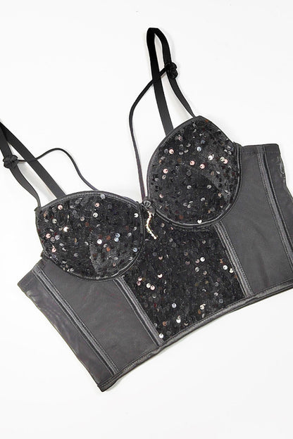 Beautifully Finished Top in a Timeless Design