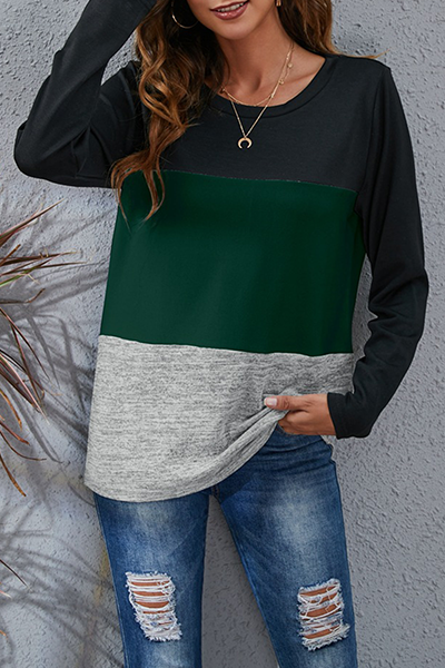 Well Tailored Top with a Graceful Silhouette