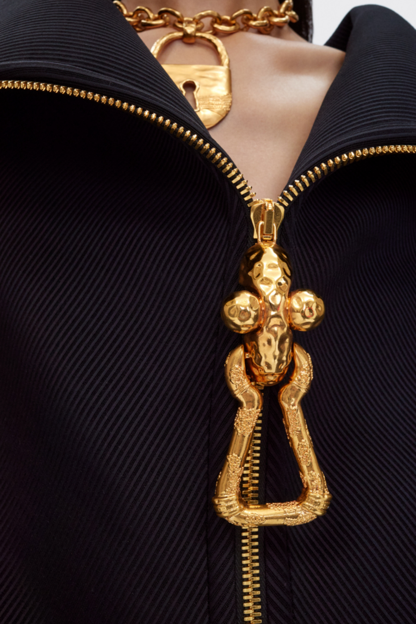 Beautifully Finished Jacket in a Timeless Design