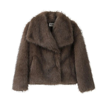 Polished Coat with an Effortless Classic Look