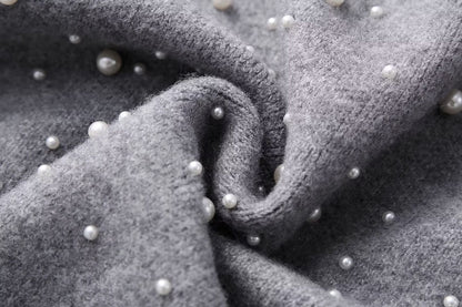 Well Tailored Sweater with a Graceful Silhouette