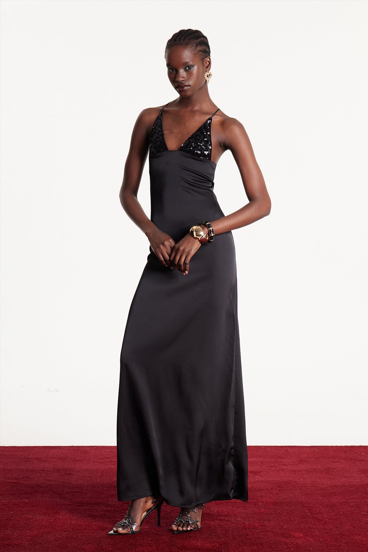 Classic Vintage Dress with a Flattering Fit