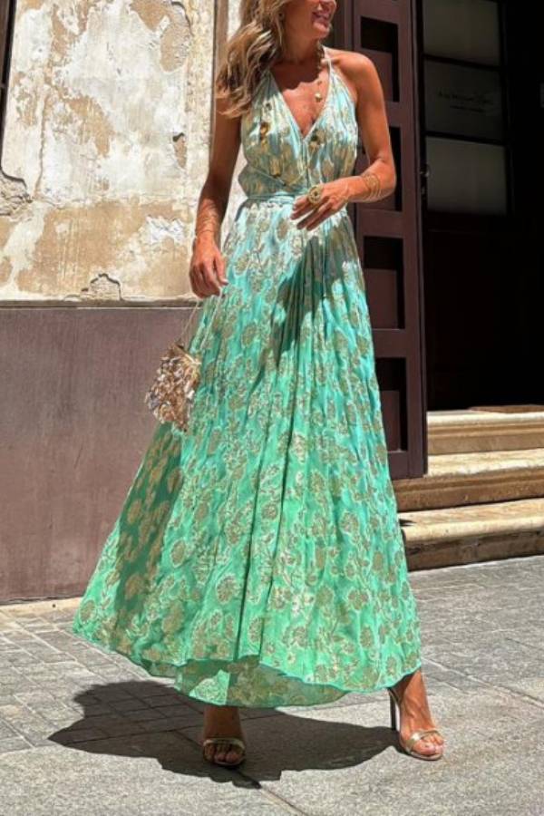 A Vintage Style Dress with Delicate Timeless Details