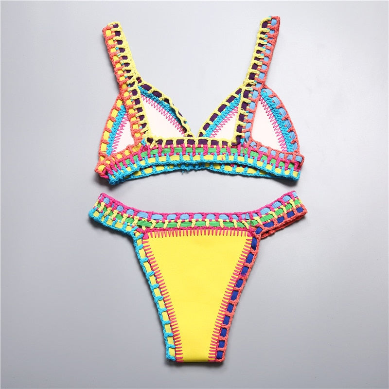 Well Tailored Bikini with a Graceful Silhouette