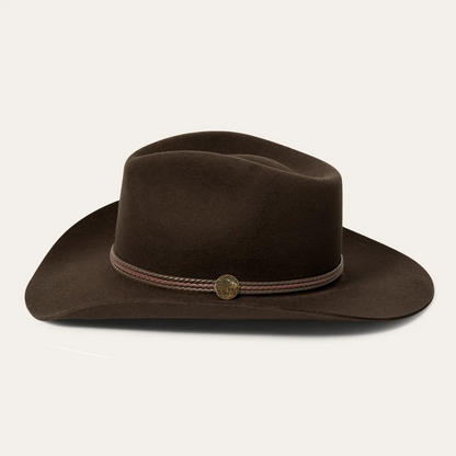 Effortlessly Elegant Garment with a Timeless Design