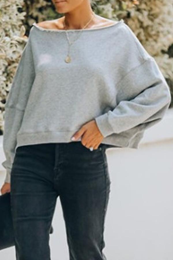 Gracefully Styled Garment for Any Occasion
