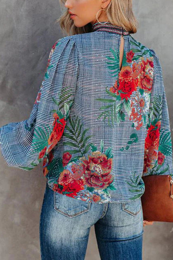 Classic Vintage & Enduringly Stylish Top