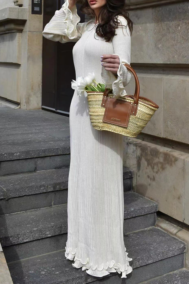 Sophisticated Dress with a Clean Classic Look