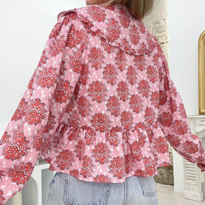Classic Vintage & Enduringly Stylish Blouse