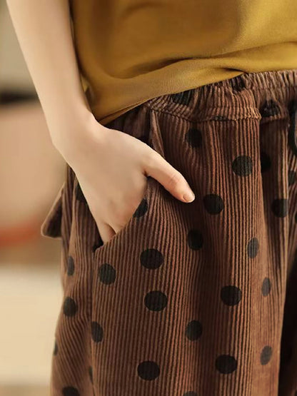 Classic Vintage Pants with a Flattering Fit