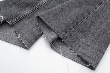 Elegantly Styled Pants for Everyday Wear