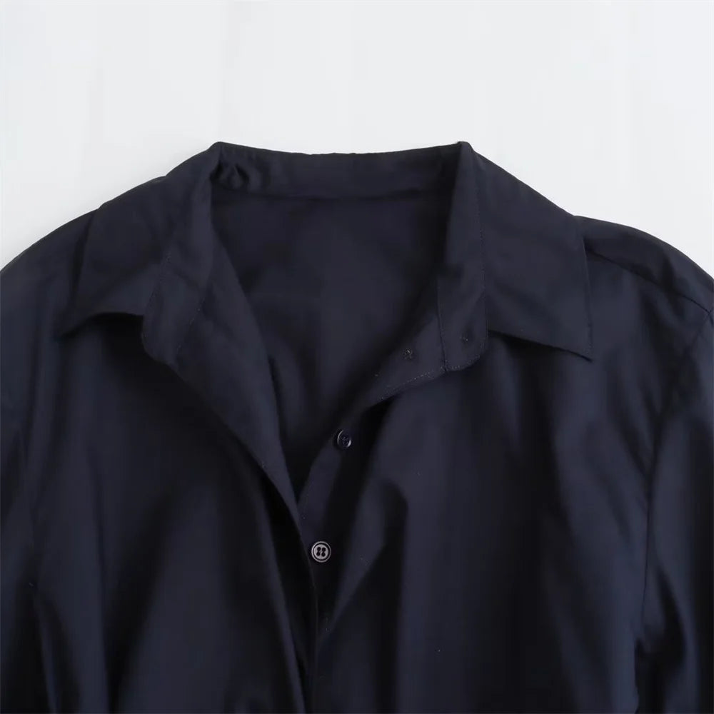Beautifully Finished Blouse in a Timeless Design