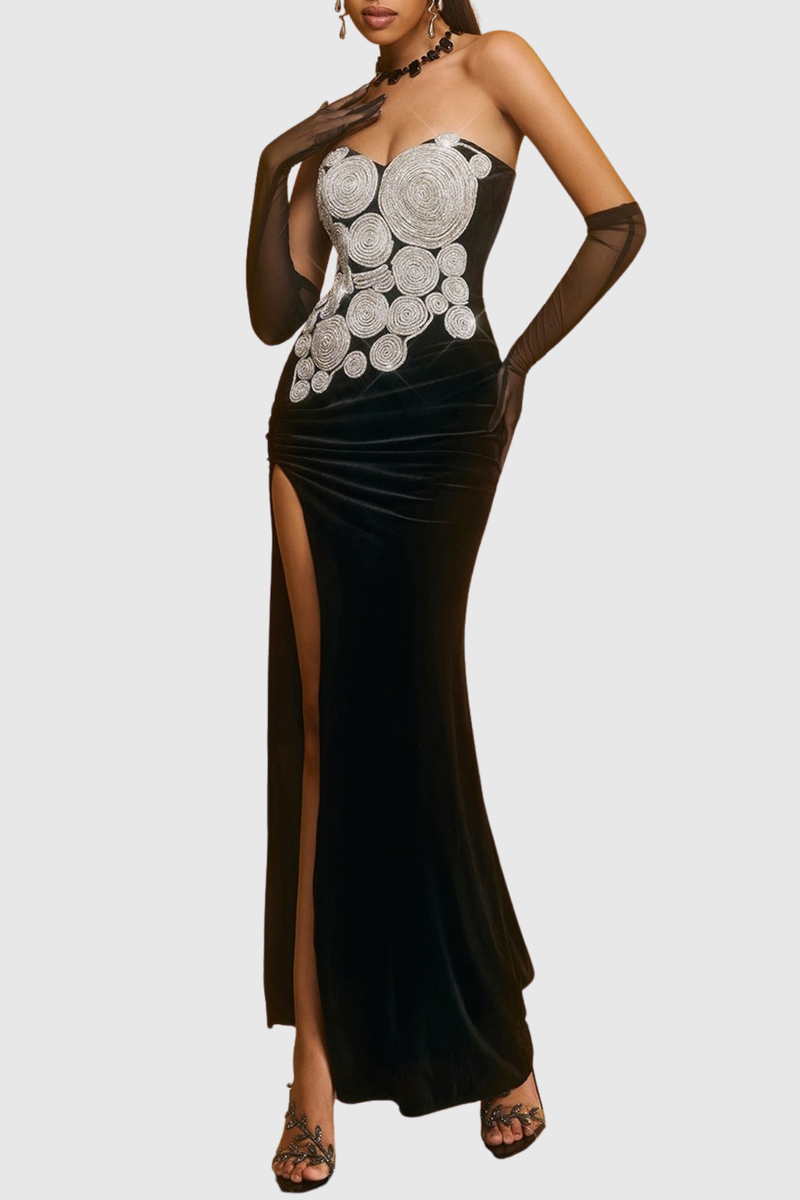 Gracefully Styled Dress for Any Occasion