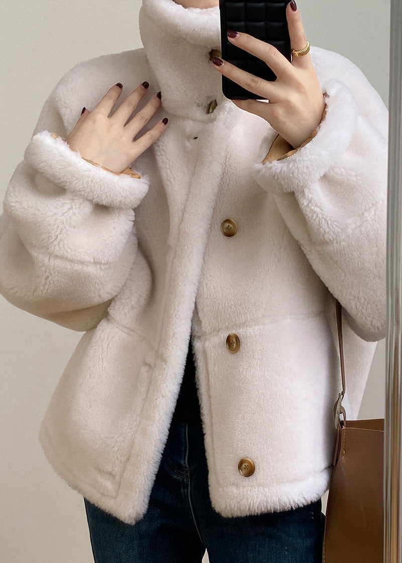 Polished Jacket with an Effortless Classic Look