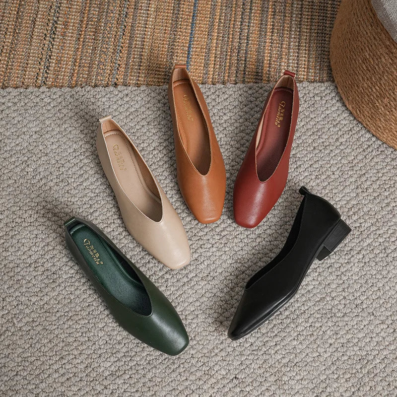 Well Tailored Shoes with a Graceful Silhouette