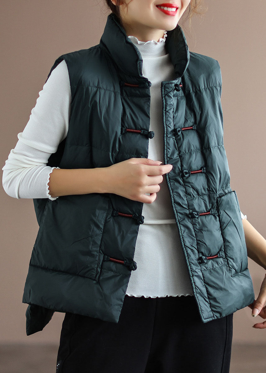 Gracefully Styled Garment for Any Occasion