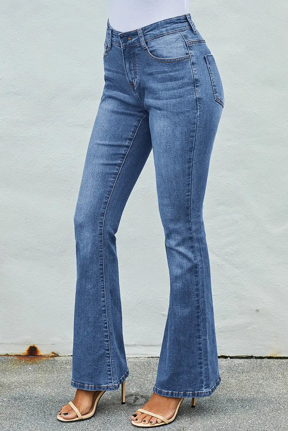 Classic Vintage Garment with a Flattering Fit