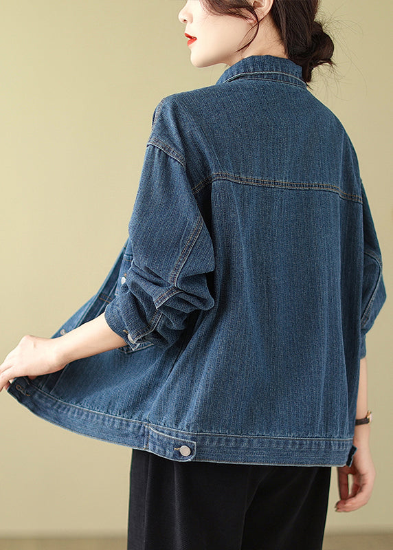 Effortlessly Elegant Coat with a Timeless Design