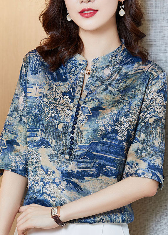 Classic Vintage Top with a Flattering Fit