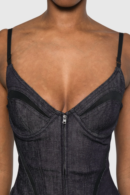 Beautifully Finished Garment in a Timeless Design