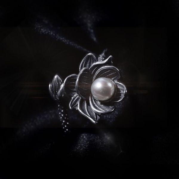 Polished Garment with an Effortless Classic Look