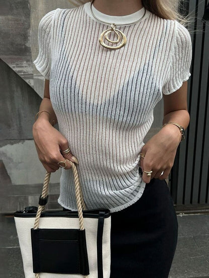Beautifully Finished Pullover in a Timeless Design