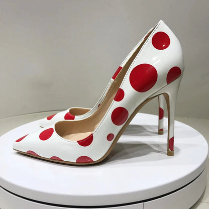 Classic Vintage Heels with a Flattering Fit