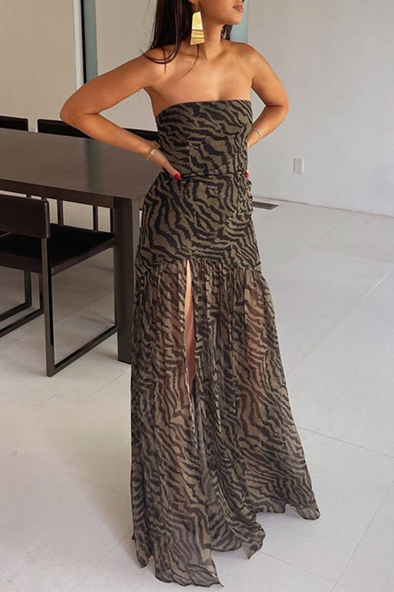 Sophisticated Dress with a Clean Classic Look