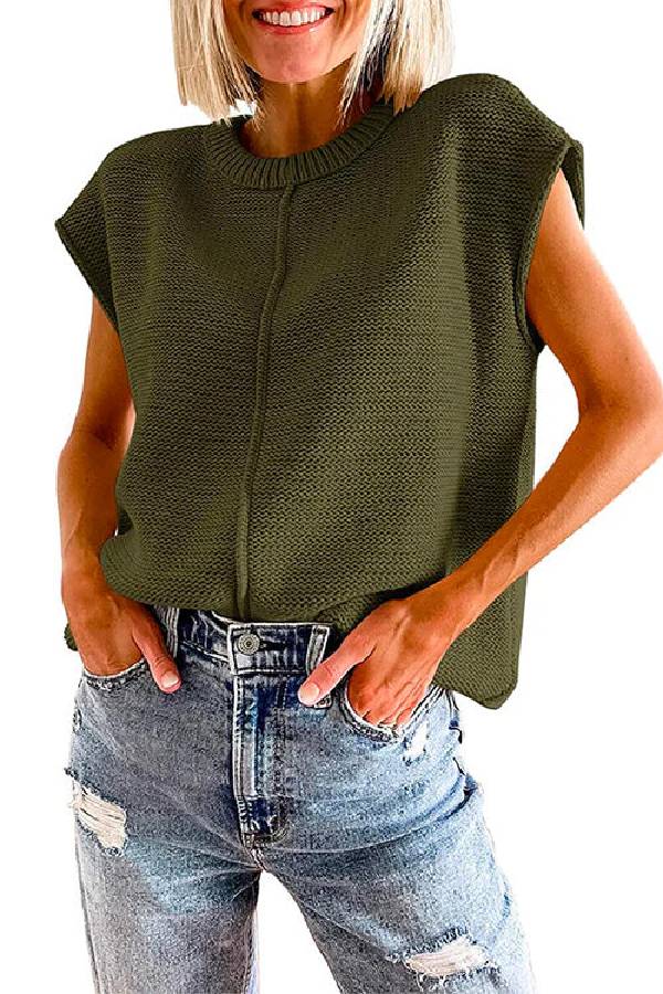 Well Tailored Sweater with a Graceful Silhouette