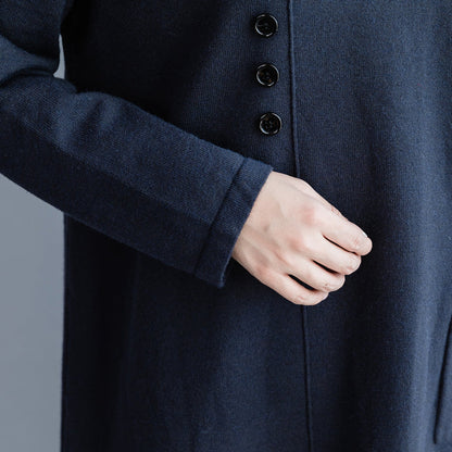 Classic Vintage Sweater with a Flattering Fit