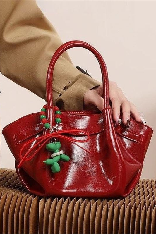 Classic Vintage Bag with a Flattering Fit
