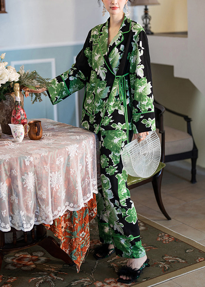Classic Vintage Garment with a Flattering Fit