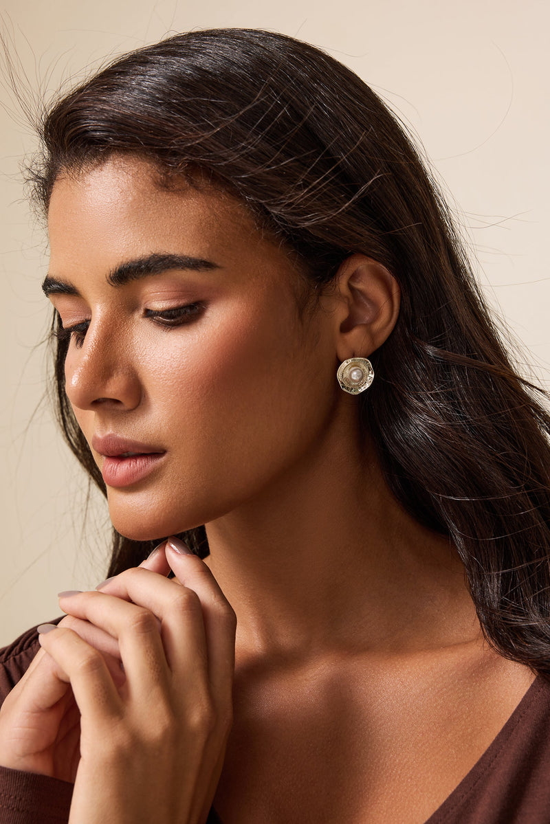 Beautifully Crafted Garment in a Classic Style
