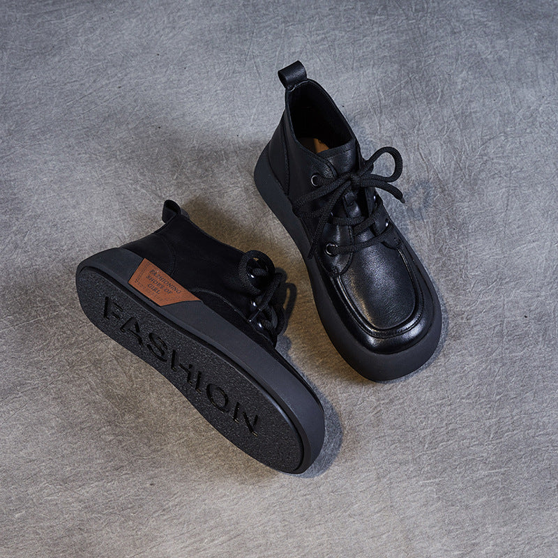 Polished Boots with an Effortless Classic Look