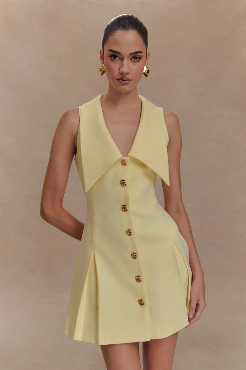 Polished Dress with an Effortless Classic Look