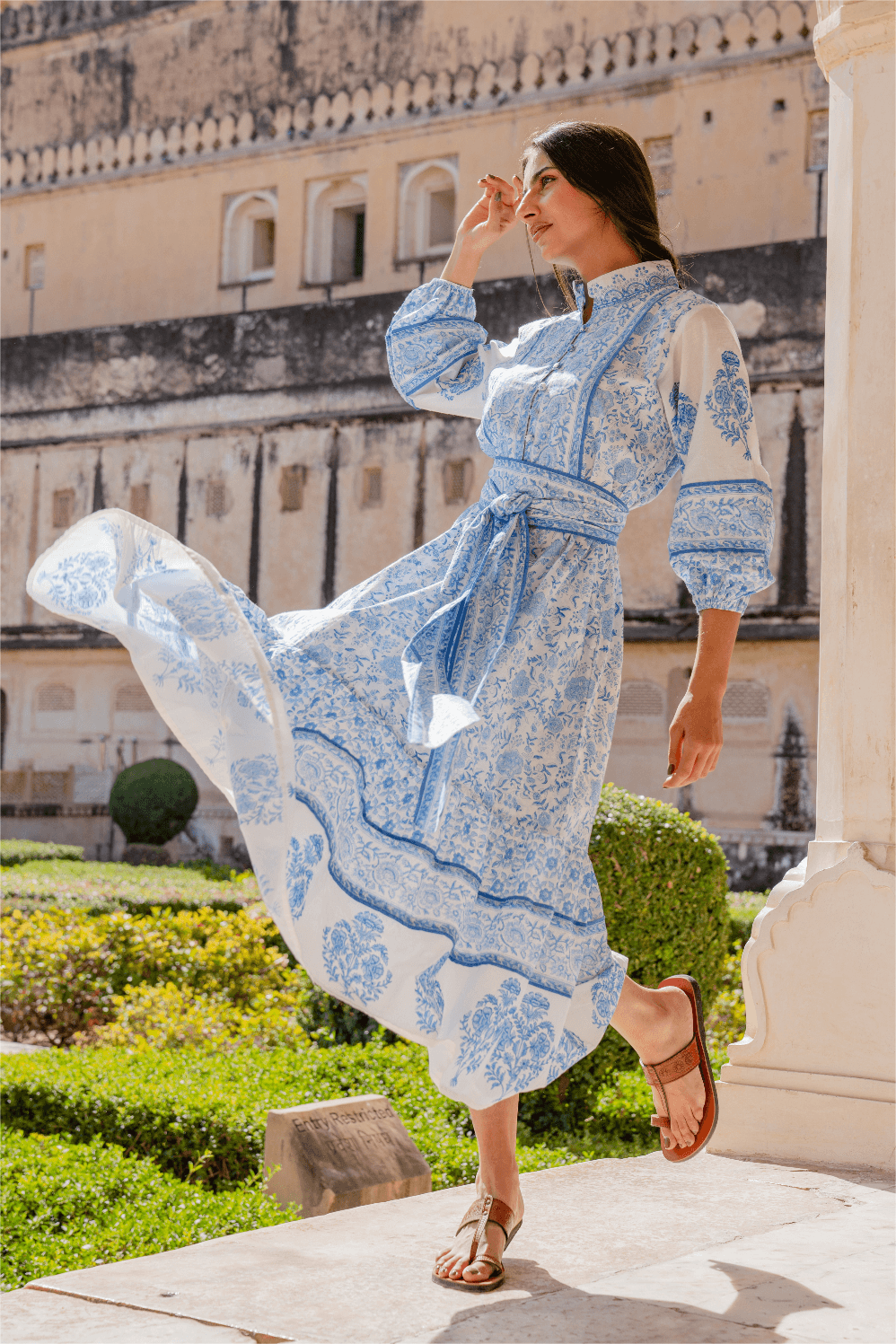 Classic Vintage & Enduringly Stylish Dress