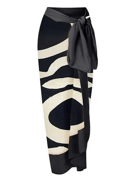 Effortlessly Elegant Swimsuit with a Timeless Design