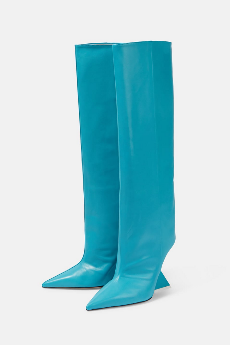 Beautifully Finished Boots in a Timeless Design