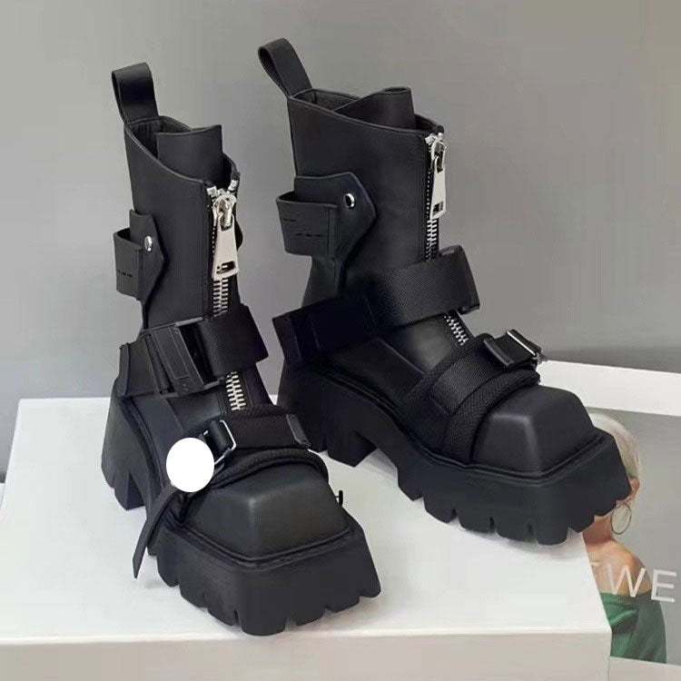 Beautifully Finished Boots in a Timeless Design