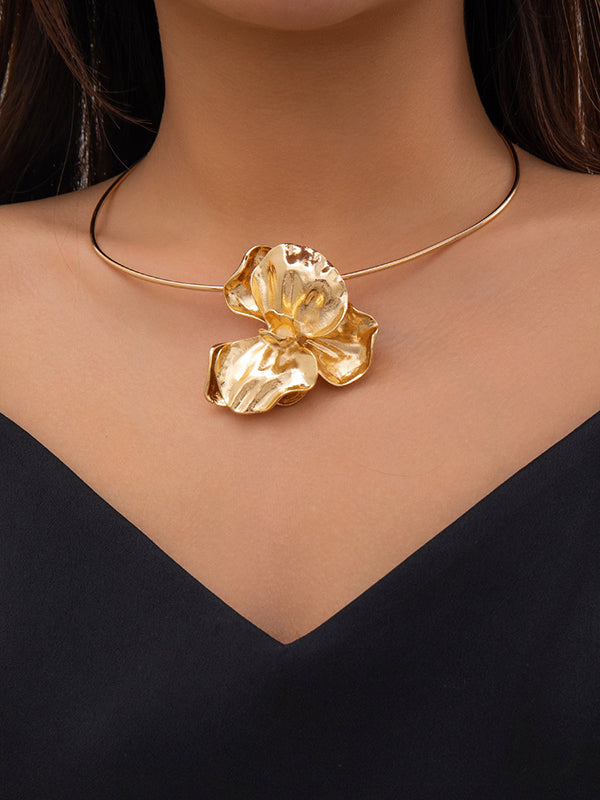 A Vintage Style Garment with Delicate Timeless Details