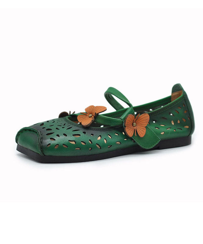 Well Tailored Shoes with a Graceful Silhouette