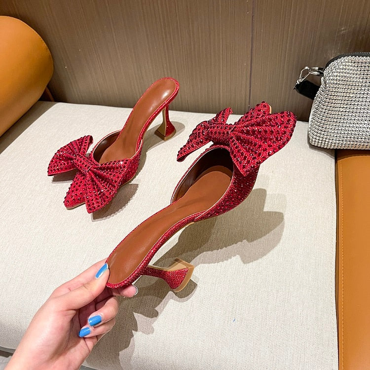 Classic Vintage Heels with a Flattering Fit