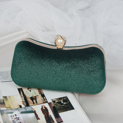 Beautifully Finished Garment in a Timeless Design
