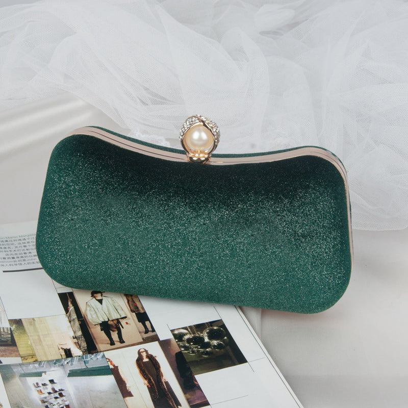 Beautifully Finished Garment in a Timeless Design