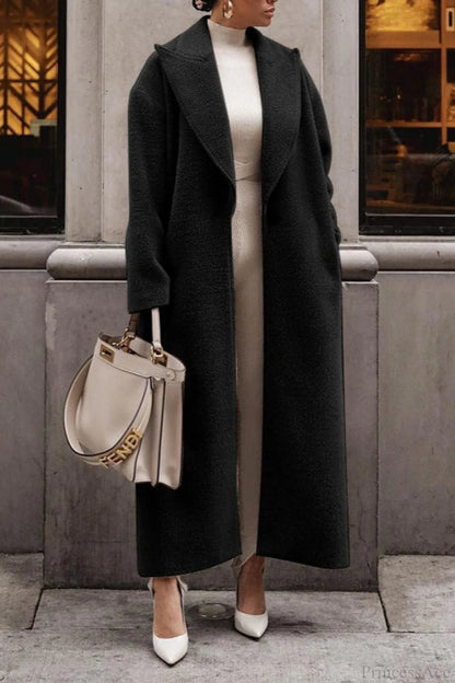 A Vintage Style Coat with Delicate Timeless Details