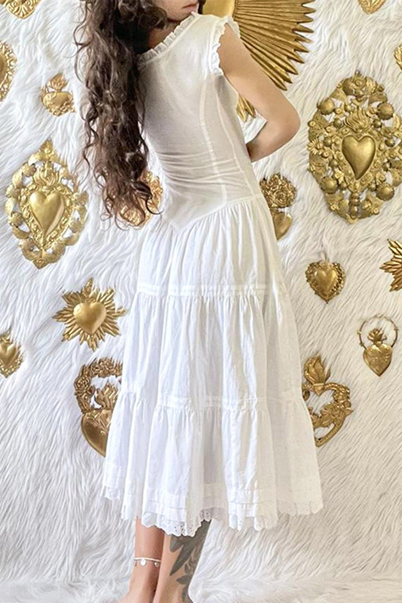 Classic Vintage & Enduringly Stylish Dress